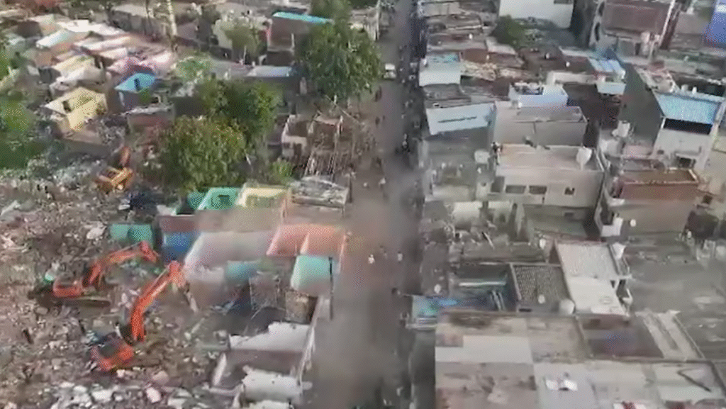Ahmedabad Chandola Talab Bulldozer Action :