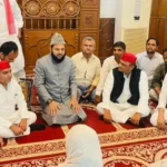 Akhilesh Yadav Meeting In Masjid
