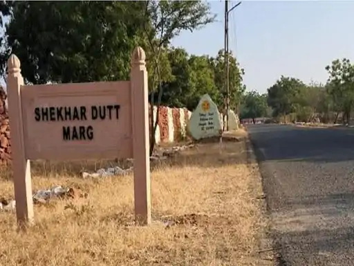 Shekhar Dutt Biography