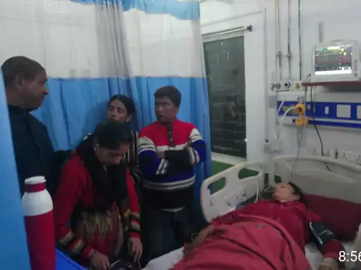 Female BLO Fainted During SIR Survey In Bilaspur